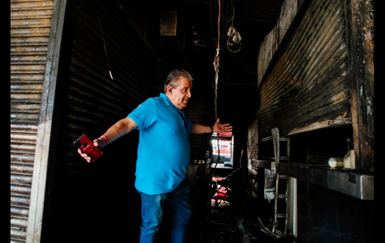 Los locatarios perdieron todo tras el incendio en el mercado.  EL INFORMADOR / G. Gallo