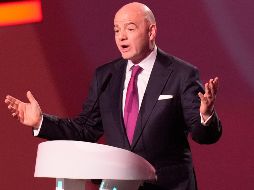 Gianni Infantino durante su discurso en el sorteo que define la fase de grupos del Mundial de Qatar 2022. AP / D. Bandic
