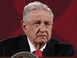 López Obrador dice que aunque la diputada Salazar Mojica sea su sobrina, nadie debe violar la ley. EFE / J. Méndez