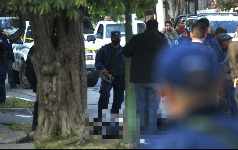Los paramédicos no pudieron salvarle la vida a la mujer que fue identificada por sus familiares. EL INFORMADOR / ARCHIVO