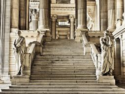 Residentes y turistas podrán adentrarse en el edificio de 142 metros de altura mediante visitas guiadas. ESPECIAL