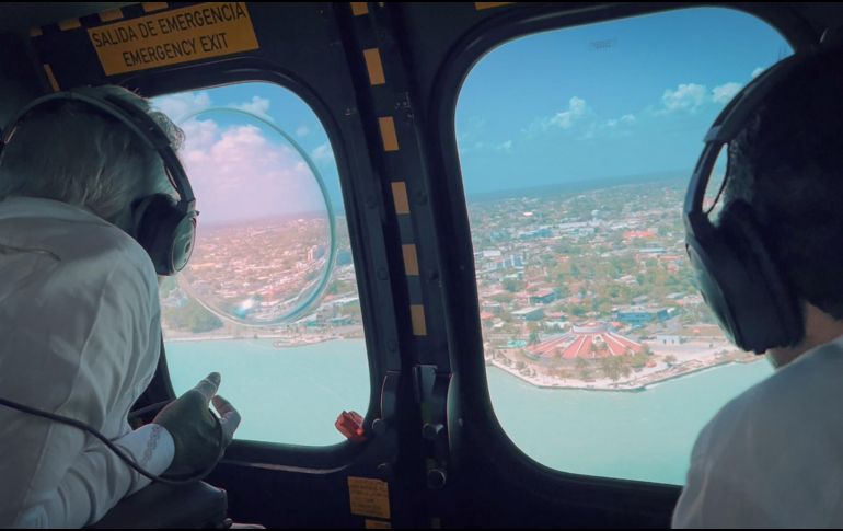 AMLO acompañó su videomensaje con imágenes de la zona arqueológica de Kohunlich, de la Laguna Milagros y de Bacalar. TWITTER / @lopezobrador_