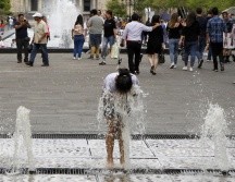 Expertos recomiendan a la población usar bloqueador, hidratarse y evitar realizar actividades al aire libre durante las horas de mayor irradiación del sol. EL INFORMADOR / ARCHIVO