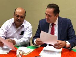 El tesorero, Iván Antonio Peña Rocha (der) refirió que para respetar el debido proceso, no puede hacer públicos los nombres de los grandes deudores. EL INFORMADOR / R. Rivas