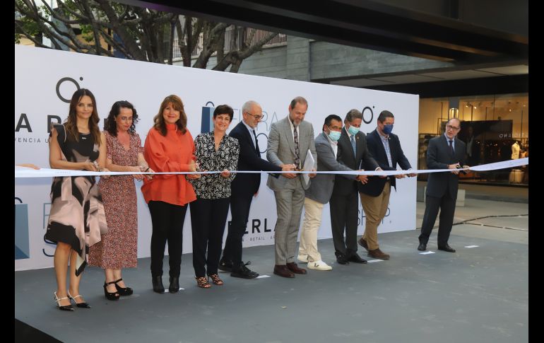 Corte de listón en La Perla, el nuevo centro comercial de Zapopan. GENTE BIEN JALISCO/Claudio Jimeno