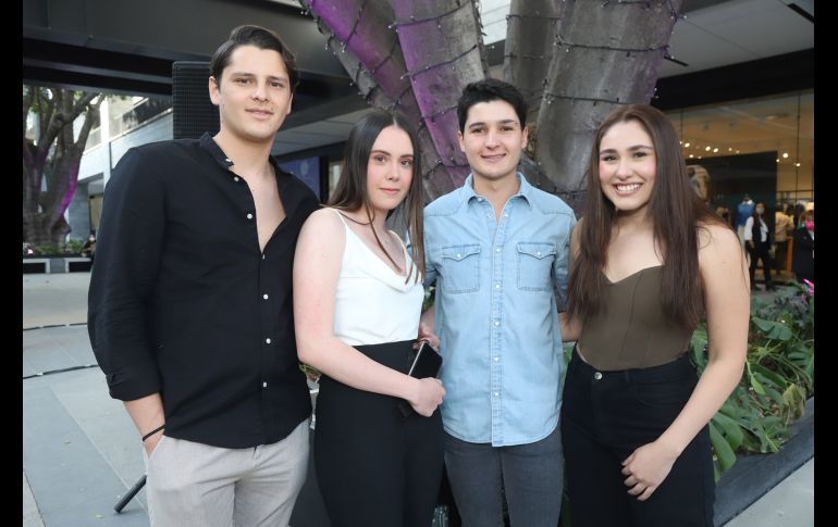Mau Aguirre, Andrea Hernández, Santiago Martín y Daniela López. GENT EBIEN JALISCO/Claudio Jimeno
