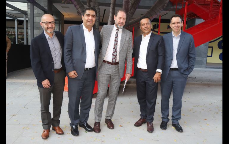 Manuel Jiménez, Celin Zorrilla, Salvador Ayón, Luis Fernando Amador y Arturo García. GENTE BIEN JALISCO/Claudio Jimeno