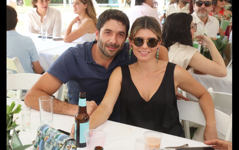 Salvador López y Karla Ramírez. GENTE BEIN JALISCO/Claudio Jimeno