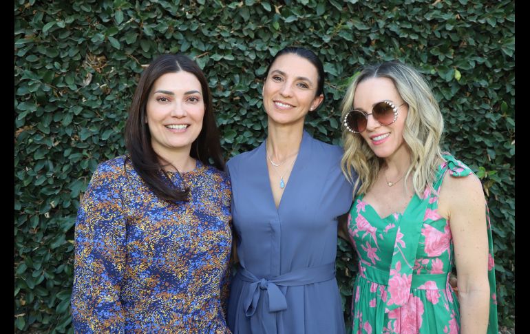 Cinthya Vela, Mónica Flores y Jeanette Tirado. GENTE BIEN JALISCO/Claudio Jimeno