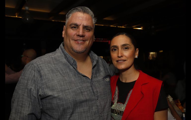 Oscar García y Giselle Garnica. GENTE BIEN JALISCO/Claudio Jimeno