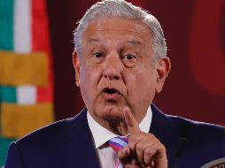 AMLO compara que con lo que supuestamente pagó Carlos Loret de Mola equivaldría a comprar toda una unidad habitacional del Infonavit. SUN / EELG