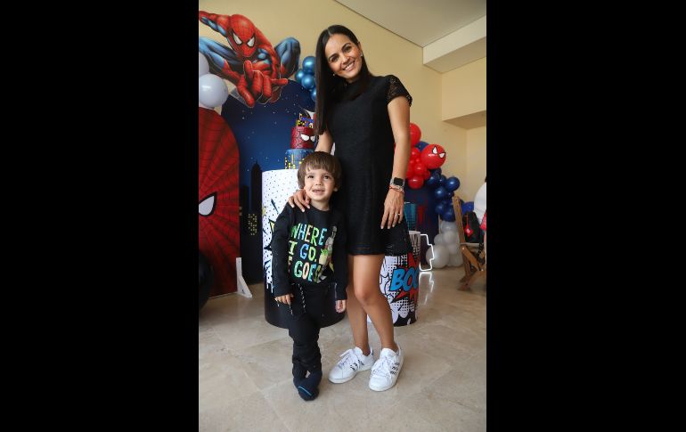 Sebastián Aceves y Ximena Peña. GENTE BIEN JALISCO/Claudio Jimeno