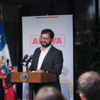 Gabriel Boric presenta plan de recuperación económica para Chile por tres mil 700 MDD