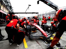 Después del Ferrari de Leclerc estarán los Red Bull de Verstappen y Checo Pérez. AFP/C. Chronis