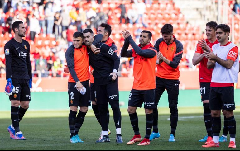 Un solitario tanto de Vedad Muriqi en la parte complementaria fue suficiente para dejar el marcador en 1-0 a favor del cuadro bermellón. EFE / C. Cladera