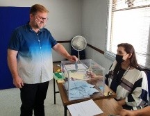 Hoy las casillas para los votantes franceses ubicadas en la Alianza Francesa de la calle Manuel López Cotilla número 1199 se cierran a las 19:00 horas. ESPECIAL