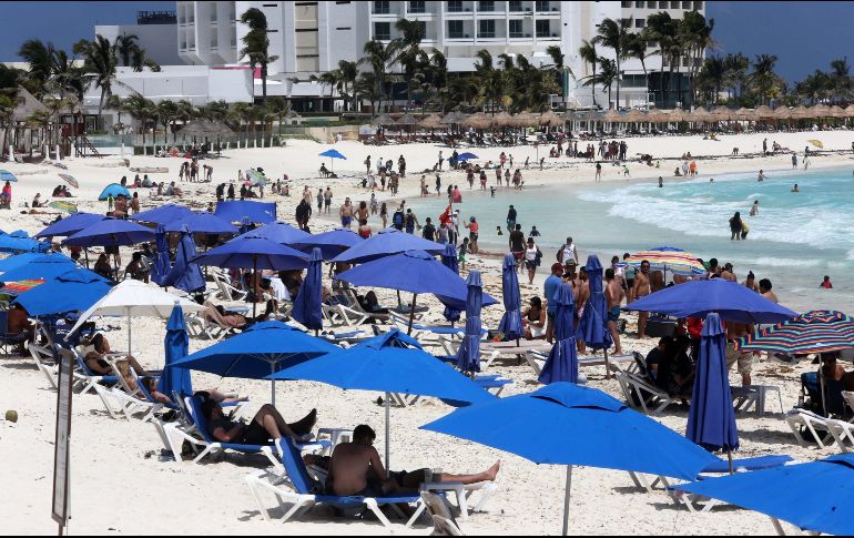 México tuvo 31.9 millones de turistas internacionales durante 2021, un 31.3 % más que en 2020. EFE / ARCHIVO