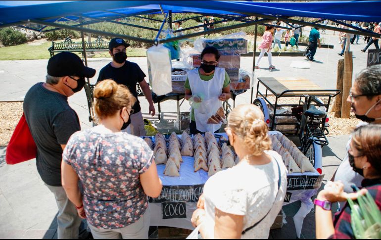 Hay empanadas de hasta 30 sabores diferentes en el Centro tapatío. EL INFORMADOR / G. Gallo