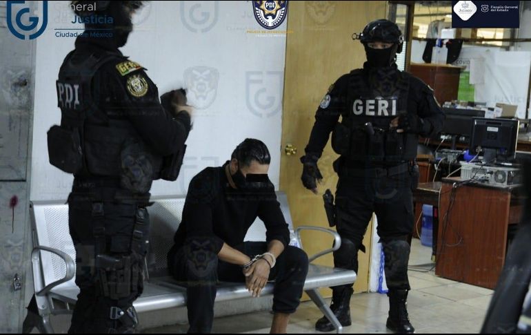 Un juez dictó prisión preventiva oficiosa como medida cautelar hasta la audiencia del sábado 16 de abril, donde se determinará si “Manu Vaquita” es vinculado a proceso. ESPECIAL /