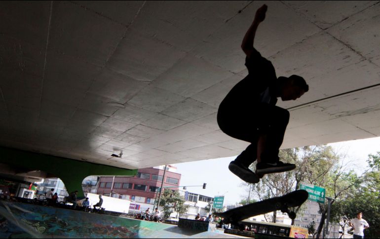 Según la Secretaría del Trabajo, el programa busca a personas de entre 18 y 29 años de edad, que no estudian y no trabajan, para que fortalezcan hábitos laborales y competencias técnicas. NTX / ARCHIVO