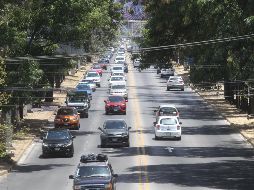 Al ser la salida con destino hacia playas de Nayarit, Puerto Vallarta, Mazatlán y otras más de Sinaloa, algunos de los automovilistas ya se les observa su parrilla llena con aditamentos para las costas. EL INFORMADOR / A. Camacho