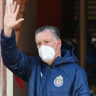 ¡Hablan los números! Los fracasos de Peláez en el timón de Chivas