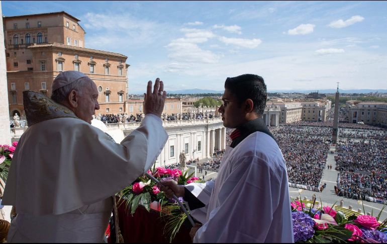 El Papa durante su tradicional bendición 