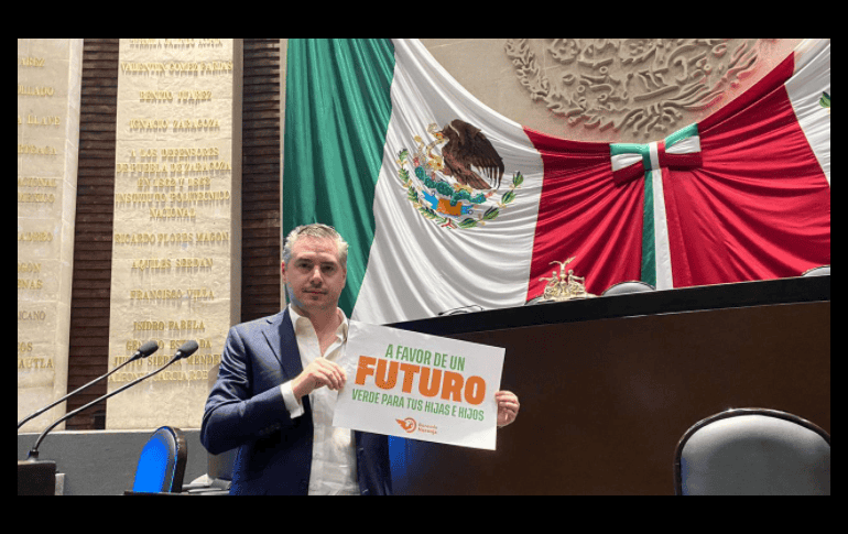 El diputado Checo Barrera, aseguró que este es uno de los días 'más importantes de su vida'. Twitter @ChecoBarrera