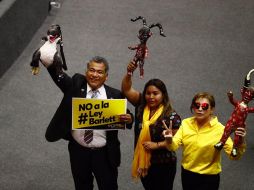 La sesión inició en la Cámara de Diputados con todos los representantes de la oposición. SUN