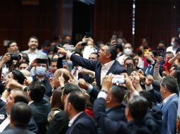 El presidente nacional del PRI, Alejandro Moreno, durante la sesión de este domingo. EFE/Cámara de Diputados