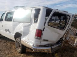 Agentes de servicios periciales de la Agencia Ministerial de Investigación Criminal acudieron a levantamiento los cuerpos y realizar el peritaje para determinar las causas del accidente. EFE / Guardia Nacional