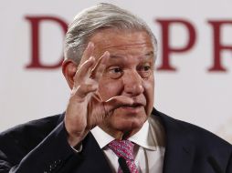 López Obrador asegura que los ataques contra Cuauhtémoc Blanco son por parte de una asociación delictuosa que hay en ese estado entre el poder político y la delincuencia. EFE / J. Méndez