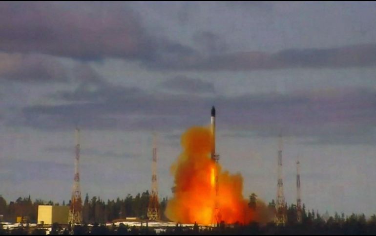 El ejército ruso anunció el miércoles que había disparado con éxito por primera vez el misil Sarmat de muy largo alcance y nueva generación, aclamado por el presidente Vladimir Putin como 