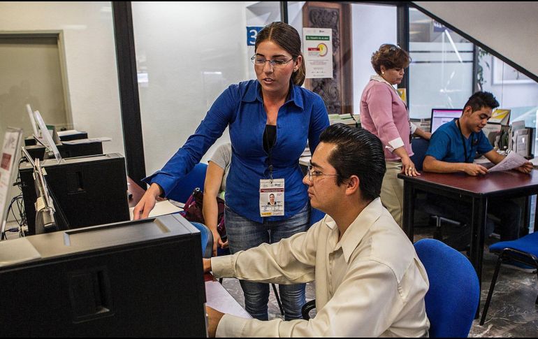 Las personas que sufran por el robo de su saldo a favor del SAT pueden presentar una denuncia. EL INFORMADOR/ ARCHIVO