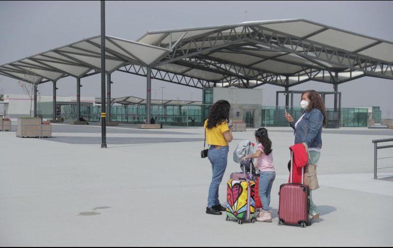 A un mes de su inauguración, el Aeropuerto Internacional Felipe Ángeles (AIFA) sigue con 12 vuelos diarios. Los visitantes llegan a cuentagotas. SUN / ARCHIVO
