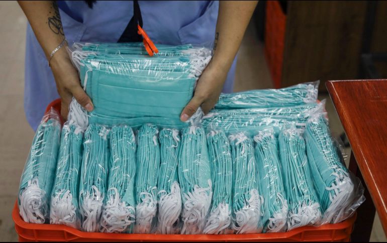 El empleo del cubrebocas será opcional para cada persona en Nuevo León y únicamente es requerido al interior de escuelas y hospitales. NTX / ARCHIVO