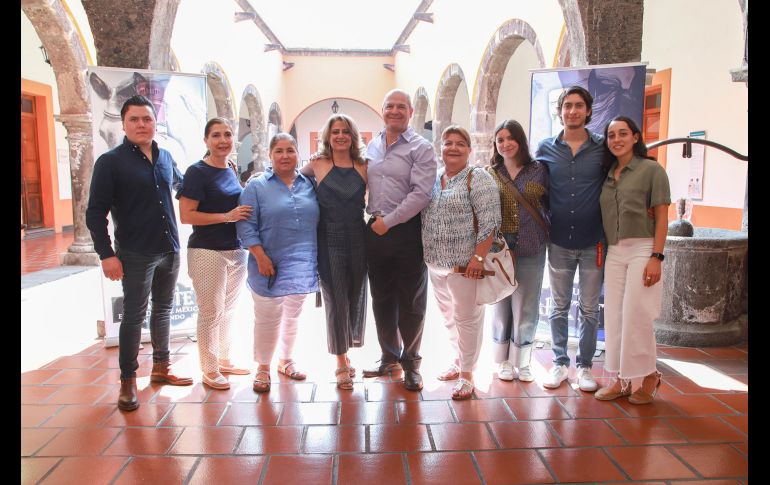 Esteban Alzaga, Gina Giovannini, Cristina Orendain, Tere Guerra, Jaime Orendain, Any Orendain, Alejandra Suárez, Alberto Orendain y Camila Jaime. GENTE BIEN JALISCO/Tony Martinez