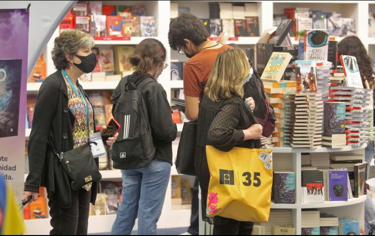 Los jóvenes de entre 18 y 24 años son quienes más leyeron en promedio. ESPECIAL