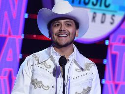 La relación entre Christian Nodal y Adamari López fluyó tan bien ante los ojos del público que se especula un romance entre ellos. AP / ARCHIVO