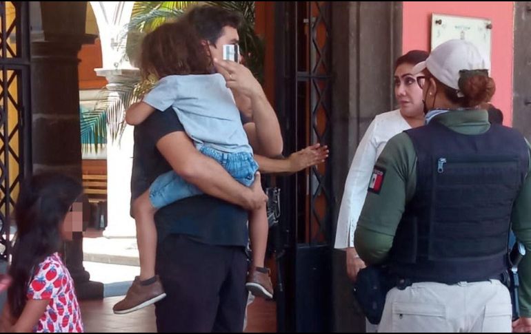 El menor estaba deambulando en las cercanía de la Presidencia Municipal. ESPECIAL