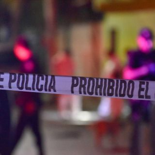 Hallan cuerpo calcinado tras incendio en vehículo en Tonalá