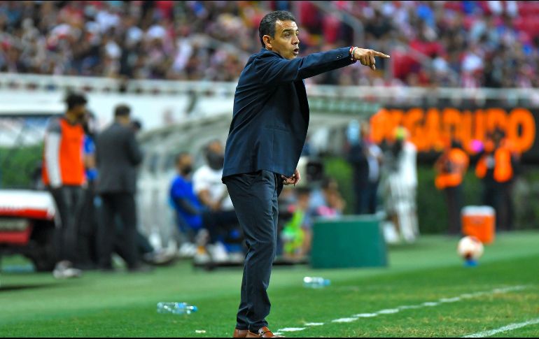 Cadena tiene paso perfecto con Chivas, nueve puntos en tres partidos. IMAGO7/S. Bautista