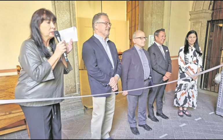 Blanca Martínez Cano, directora del Museo Regional; Alfonso Pompa Padilla, Secretario de Innovación y Educación Superior de Jalisco; el director general del Instituto Nacional de Antropología e Historia (INAH), el antropólogo Diego Prieto; el alcalde de Guadalajara, Pablo Lemus y la titular del INAH Jalisco, Alicia García Vázquez. EL INFORMADOR/R. Solís