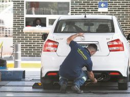 DISPONIBILIDAD. Usuarios remarcan que es complicado tramitar las citas para acudir a los centros.