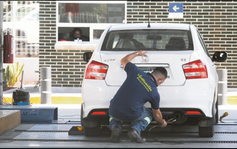 DISPONIBILIDAD. Usuarios remarcan que es complicado tramitar las citas para acudir a los centros.