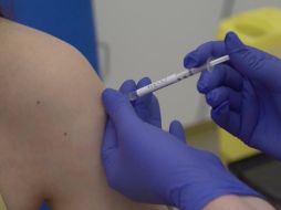 Los estados con mayor porcentaje de personas que ya se han aplicado su dosis de refuerzo contra el COVID son Zacatecas, Ciudad de México, Chihuahua y Yucatán. AP / ARCHIVO