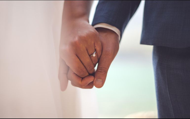 Detallan que 40 por ciento de las mujeres de 15 a 54 años en localidades rurales se casaron antes de los 18 años. ESPECIAL/Photo by Wedding Dreamz on Unsplash