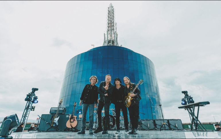 Maná anunció su nueva gira desde el helipuerto del World Trade Center. ESPECIAL