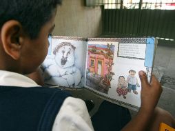 Sobre los libros de texto gratuitos, el Presidente López Obrador recuerda que también están bajo revisión. EL INFORMADOR / ARCHIVO