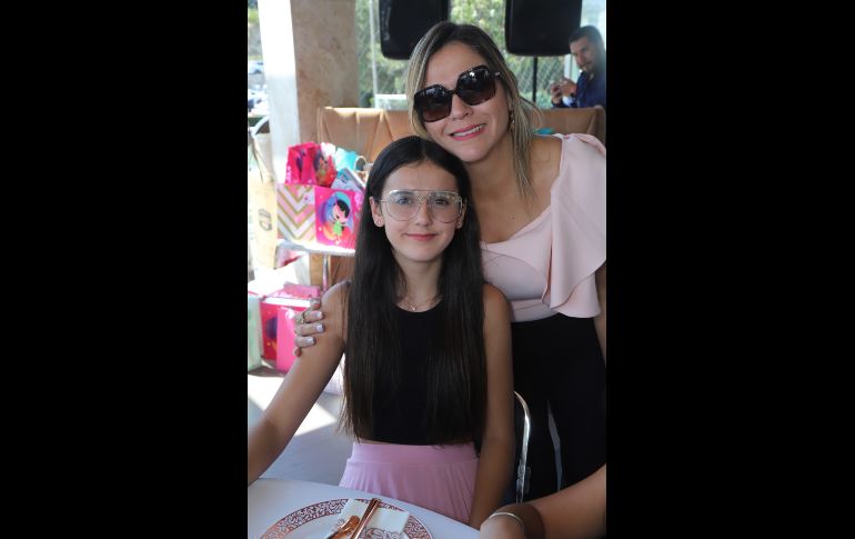 Ivana Pérez Guichard y Angélica Guichard Montalvo. GENTE BIEN JALISO/Claudio Jimeno